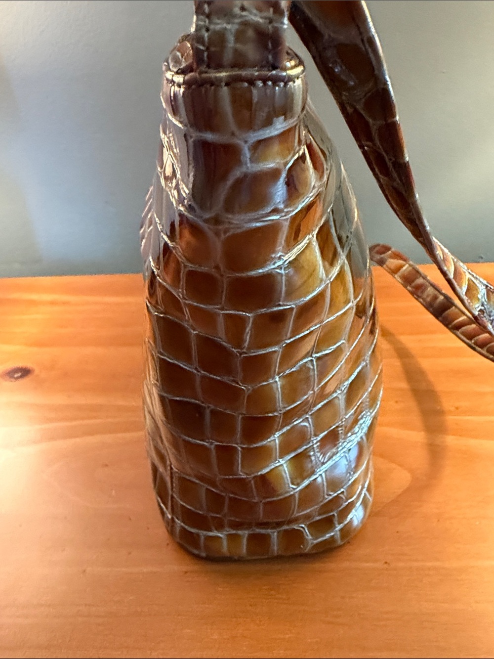 Frenchy of California Vintage 1970’s Crocodile-Embossed PVC Leather Shoulder Bag - Picture 10 of 13